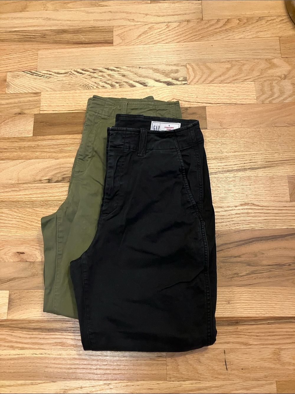 GAP Straight Chinos in Black and Olive